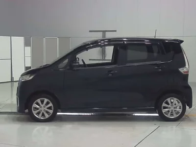 Mitsubishi EK CUSTOM