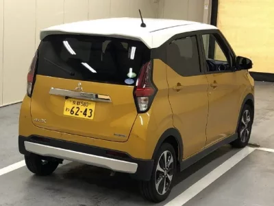 Mitsubishi EK X