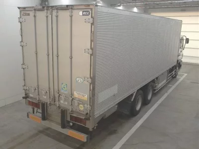 Isuzu TRUCK