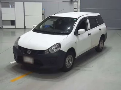Nissan AD