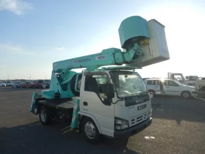 Isuzu ELF