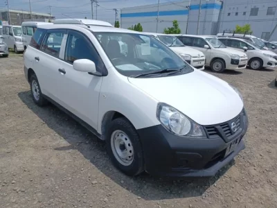 Nissan AD