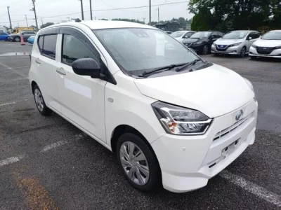 Daihatsu MIRA E S