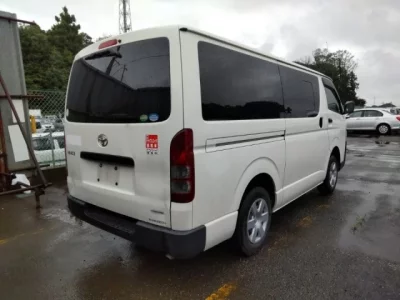 Toyota HIACE VAN