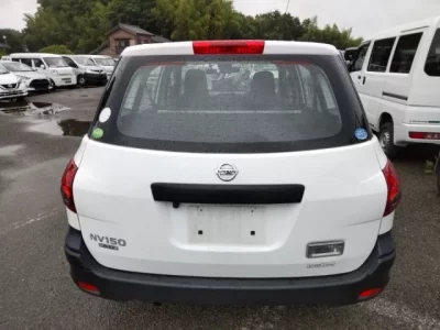 Nissan AD