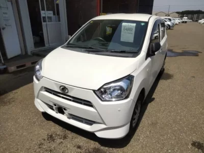 Daihatsu MIRA E S