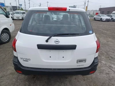 Nissan AD