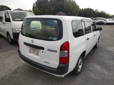 Toyota SUCCEED