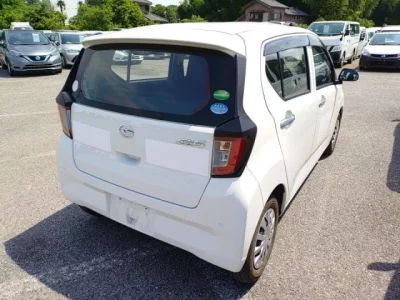 Daihatsu MIRA E S