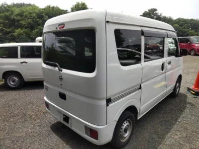 Nissan CLIPPER VAN