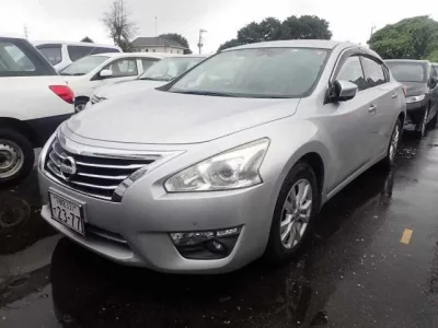 Nissan TEANA