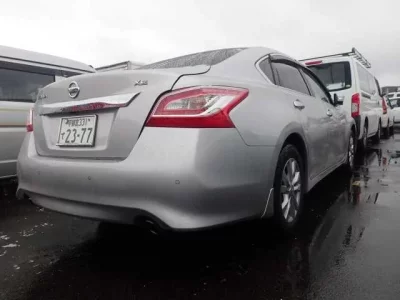Nissan TEANA