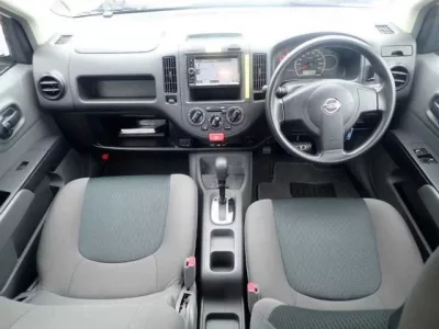 Nissan AD