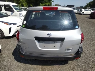 Nissan AD