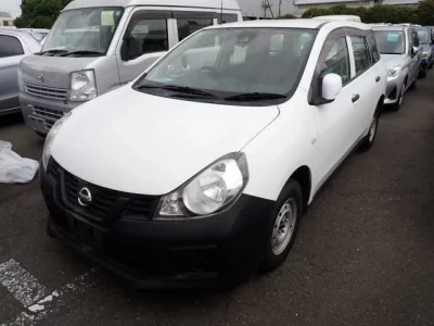 Nissan AD