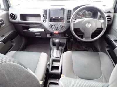 Nissan AD