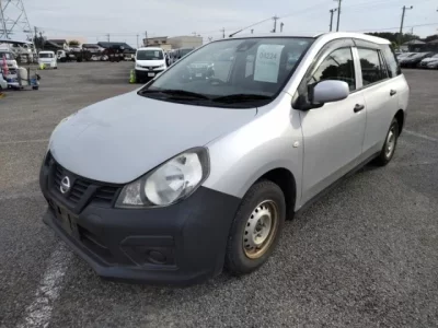 Nissan AD