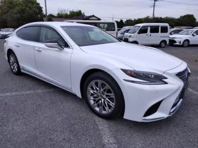 Lexus LS