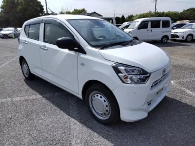 Daihatsu MIRA E S
