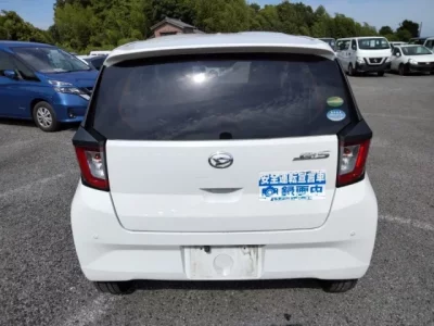 Daihatsu MIRA E S
