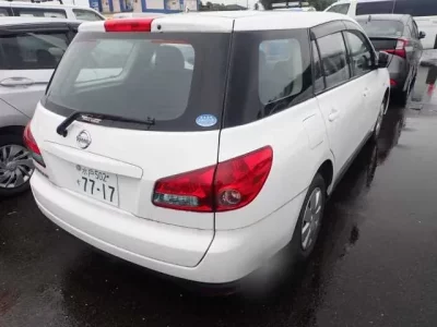 Nissan WINGROAD
