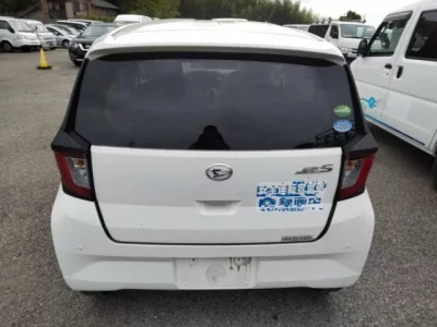Daihatsu MIRA E S