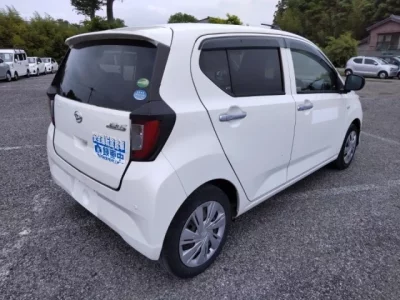 Daihatsu MIRA E S