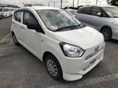 Daihatsu MIRA E S