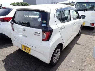 Daihatsu MIRA E S