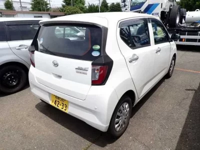 Daihatsu MIRA E S