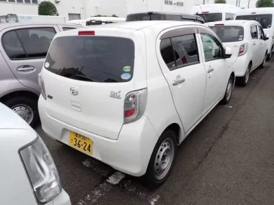 Daihatsu MIRA E S