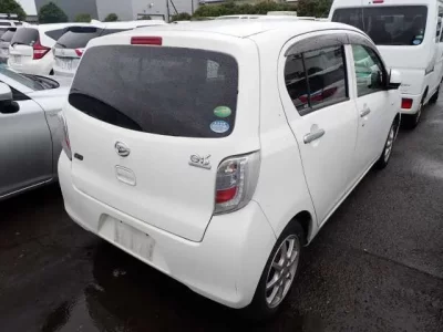 Daihatsu MIRA E S