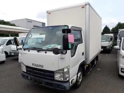 Isuzu ELF