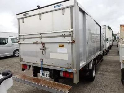 Isuzu ELF