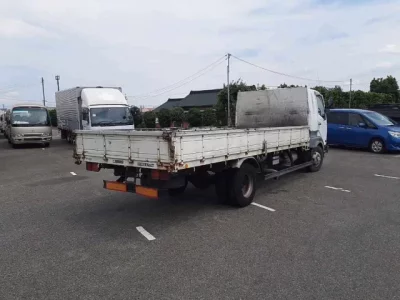 Mitsubishi FUSO FIGHTER