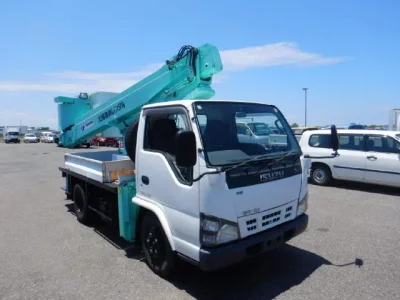 Isuzu ELF