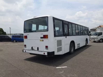 Hino BLUERIBBON
