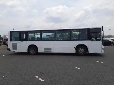 Hino BLUERIBBON