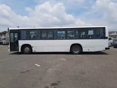 Hino BLUERIBBON