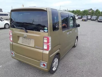 Daihatsu WAKE