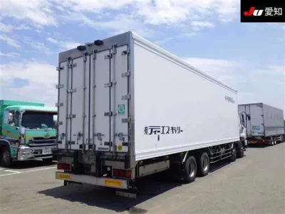 Isuzu GIGA