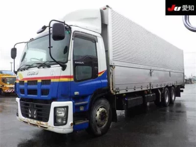 Isuzu GIGA