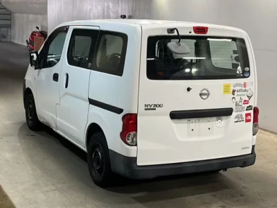 Nissan NV200