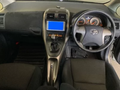 Toyota BLADE