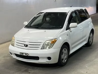Toyota IST