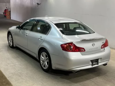 Nissan SKYLINE