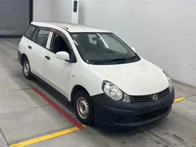 Nissan AD