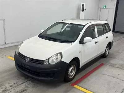 Nissan AD