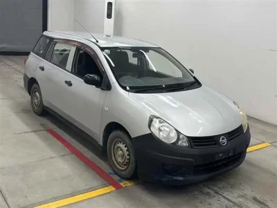 Nissan AD