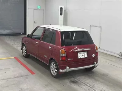 Daihatsu MIRA